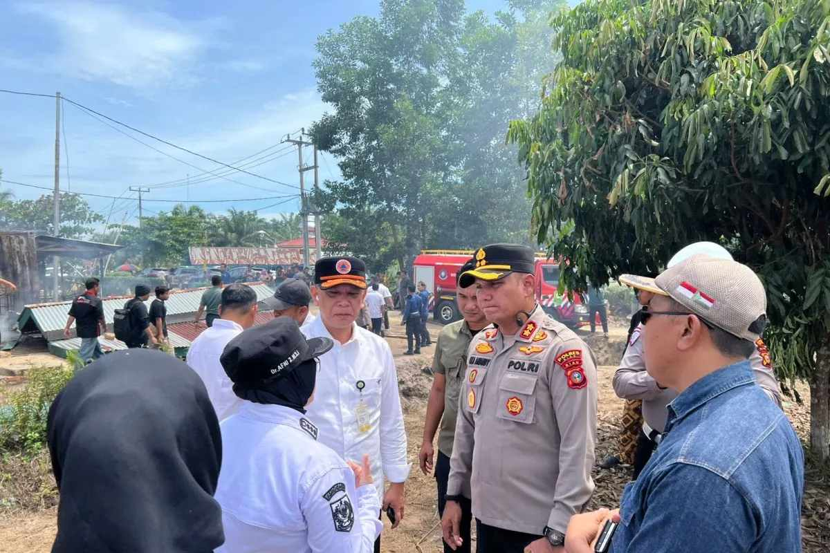 Konflik Lahan Picu Warga Bakar Fasilitas PT SSL di Siak