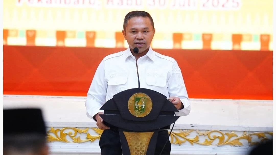 Tantangan Anggaran Tak Surutkan Niat! Gubernur Riau Genjot Pembangunan Jalan Strategis