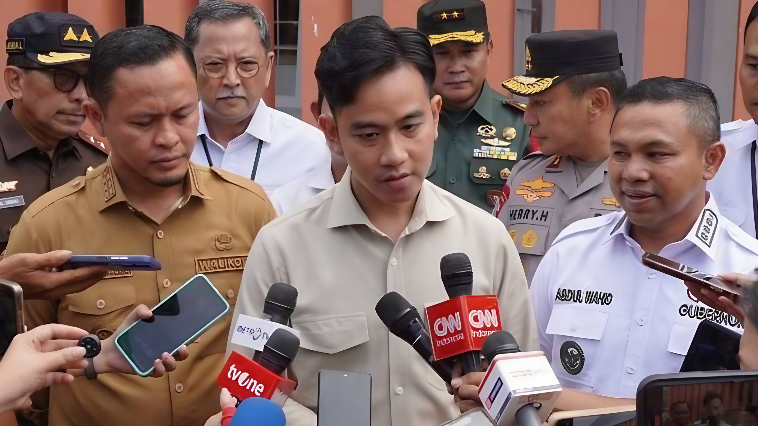 Wapres Gibran Ingatkan BSU Jangan Dipakai Judi Online dan Dipotong: Transparansi Jadi Kunci