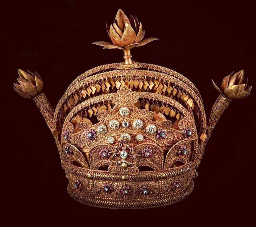 Mahkota Kerajaan Siak Jati Diri Melayu