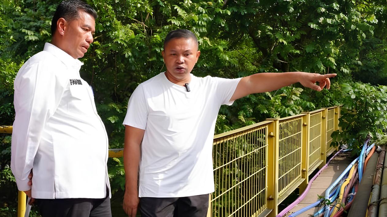 Gubri Wahid Pastikan Kabel Semrawut Jembatan Siak 1 Segera Ditata