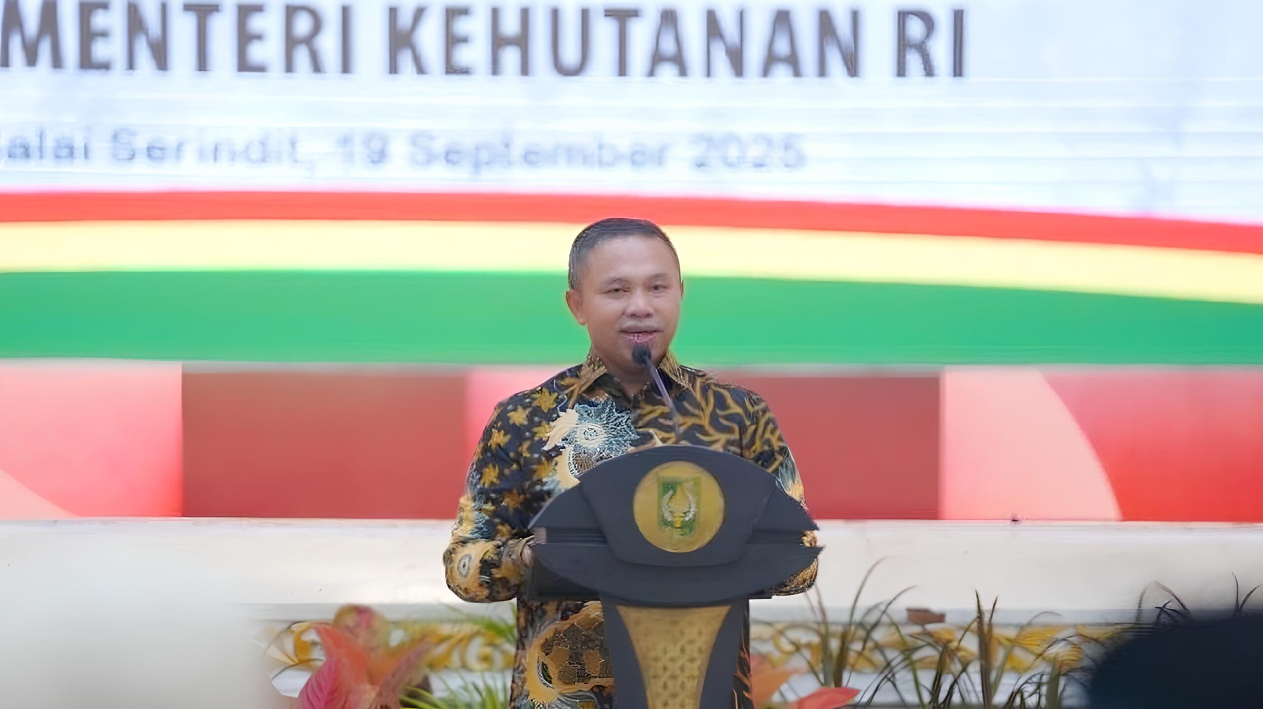 Gubernur Riau dan Mendikdasmen Perkuat Komitmen Tingkatkan Akses dan Kualitas Pendidikan di Riau