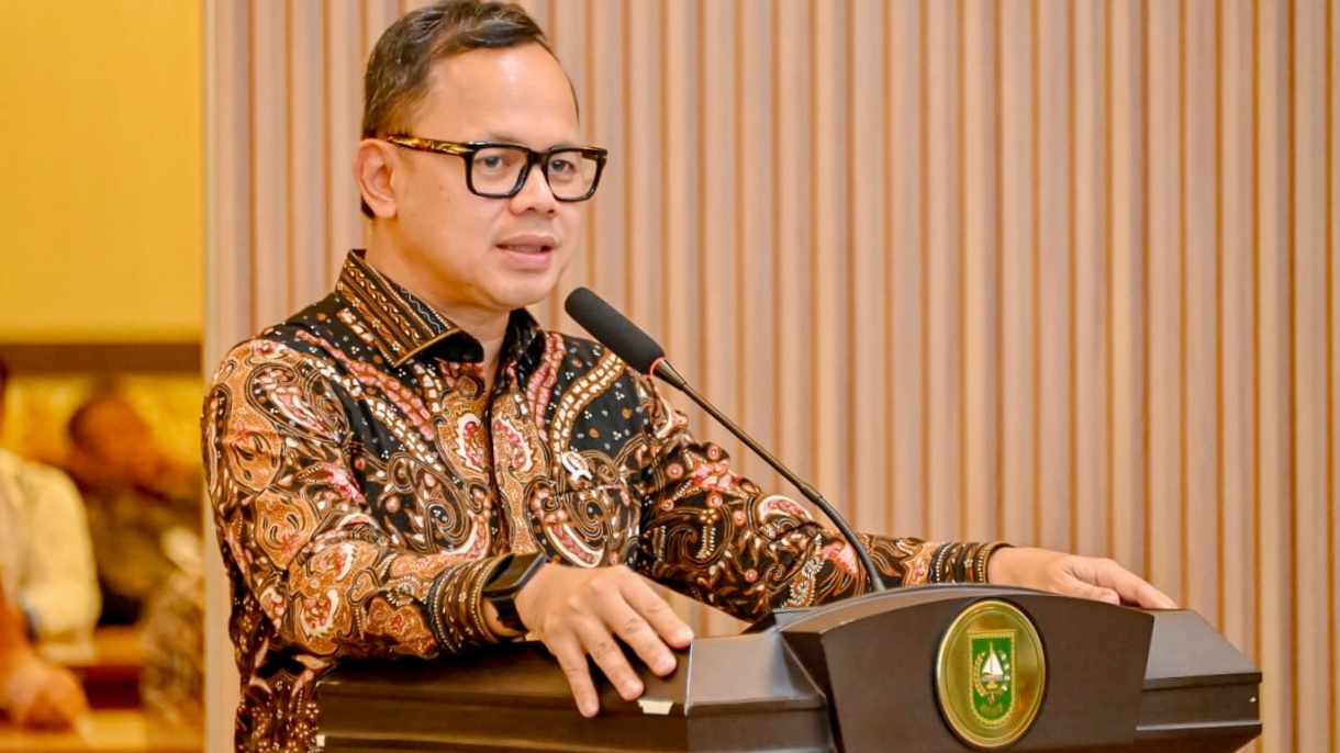 Wamendagri Apresiasi Langkah Strategis Gubernur Riau Dalam Pengendalian Inflasi dan Dorong Realisasi APBD 2025