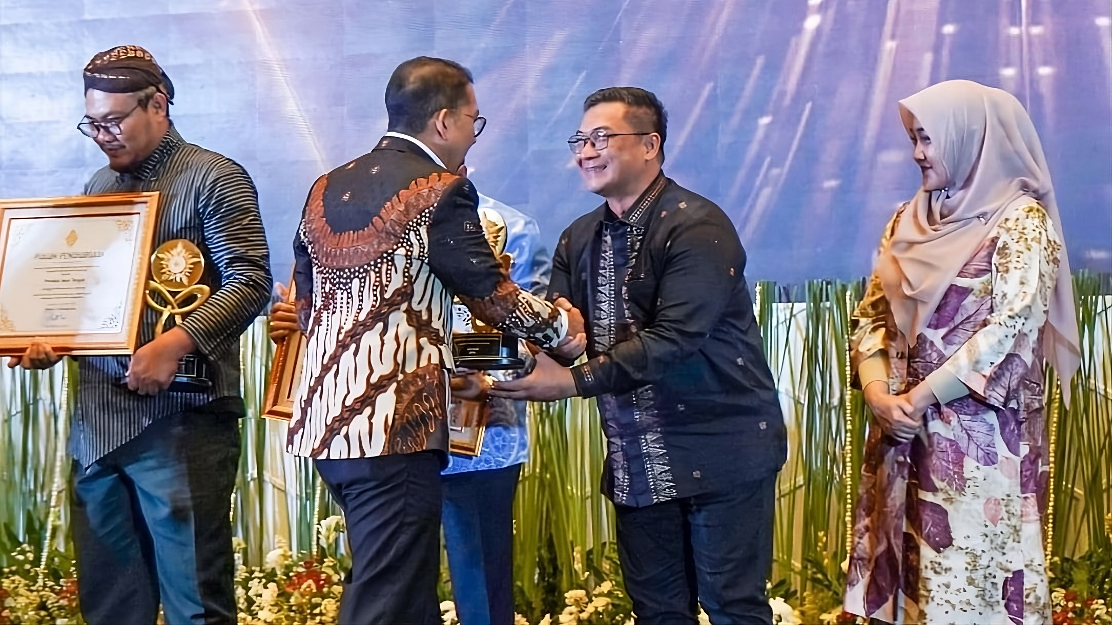 Gubernur Riau Abdul Wahid Raih Anugerah Kebudayaan Indonesia 2025, Bukti Komitmen Jaga Harmoni Budaya